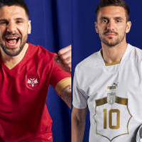 新エンブレム登場!セルビア代表、カタールW杯に向けた2022新ユニフォームを発表 画像