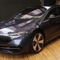 ベンツが最上級EVを発表 画像