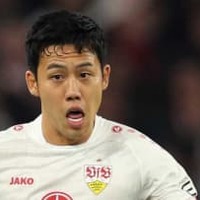 遠藤航、点取り屋のような「フリーになる動き」!見事ヘッドでゴールだ 画像