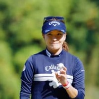 藤田光里ら3人が首位で最終日へ 常文恵4位 画像