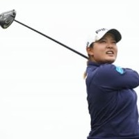 <中間速報>田辺ひかりが首位首位 鈴木愛ら1差追走、渋野暉璃子は苦戦 画像