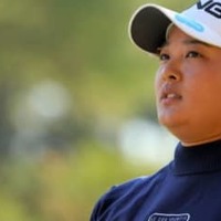 <中間速報>鈴木愛が単独首位 堀琴音、藤田さいきら2差追走 画像