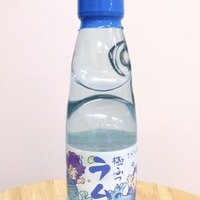 ジブリパークの炭酸飲料に異物 画像