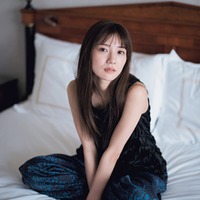 日向坂46河田陽菜、ホテルで艶やかな姿 “恋する”グラビア披露  画像