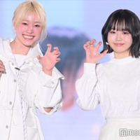 「オオカミちゃん」美月＆ちせ、キーアイテム手にランウェイ 純白コーデで“オオカミポーズ”＜関西コレクション 2023 S／S＞ 画像