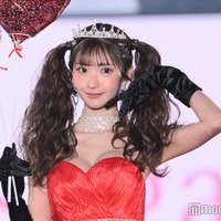 北新地No.1キャバ嬢ひめか、溢れる美バストに釘付け SEXYドレスでド派手に登場＜関西コレクション 2023 S／S＞ 画像