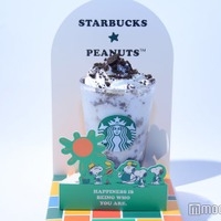 【スタバ新作メニュー】PEANUTSと初コラボ「スヌーピー バニラ クリーム フラペチーノ with クラッシュクッキー」などビバレッジ3種お披露目 画像