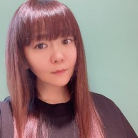 “30kg減量”成功の華原朋美、ピンクブラウンヘアにイメチェン「新鮮で素敵」「ぱっつん前髪も可愛い」の声 画像