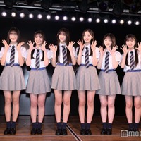 AKB48、新加入の18期研究生・8人がお披露目 柏木由紀＆本田仁美がエール送る 画像