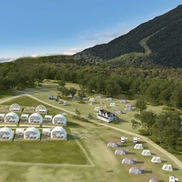 群馬に山頂グランピング「OZE-HOSHISORA GLAMPING＆CAMP RESORT」透明ドーム＆犬OK区画も 画像