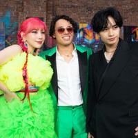 Sexy Zone中島健人・仲里依紗、NYレッドカーペット降臨 アンソニー・ラモスら豪華キャスト陣と初対面で流暢な英語&“対応力”見せる<トランスフォーマー/ビースト覚醒> 画像