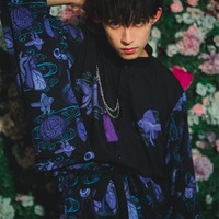 阿久津仁愛、芸術的衣装&クールな表情でギャップ光る 画像