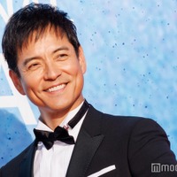 沢村一樹、イケメン息子3人との“父の日”ショットに反響「かっこよすぎる」 画像