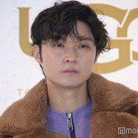 磯村勇斗“攻めコート”で視線集める この夏は「全部洗い流したい」＜UGG（R）TOKYO FLAGSHIP STORE＞ 画像