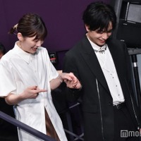 Sexy Zone中島健人、“3度目共演”伊藤沙莉に「結構ガチでラブでいってる」織田裕二がツッコミ「公開告白?」<シッコウ!!~犬と私と執行官~> 画像