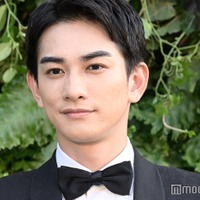 町田啓太、誕生日迎え幼少期ショット公開「面影ある」「すでにイケメン」と話題 画像