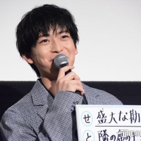 高橋文哉、黒髪×ばっさりカットのイメチェンが話題「優勝」「本当にかわいい」<交換ウソ日記> 画像