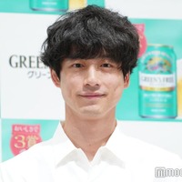 坂口健太郎、自身の“非日常体験”告白 夏に行きたい場所は? 画像