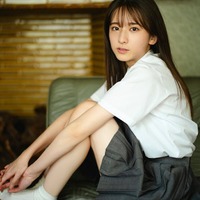 乃木坂46菅原咲月、制服姿で美脚披露 現役女子高校生アイドル7人登場 画像