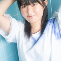 STU48池田裕楽、透明素肌輝くTシャツ姿 “癒やしスマイル”にキュン 画像