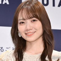 乃木坂46田村真佑、写真集撮影でのボディメイク方法明かす「女性らしさを残しつつ」<恋に落ちた瞬間> 画像