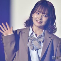 “ぼっち飯”で話題のわたげ、ガーリーな制服姿&ゆるふわヘアで魅了<TGC teen 2023 Summer> 画像