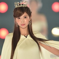 北新地No.1キャバ嬢ひめか、王女風クラシックドレス姿が美しい<関西コレクション 2023 A/W> 画像