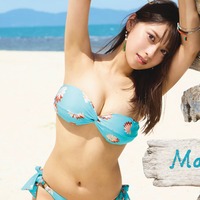 まるぴ、水着姿で美ボディ披露 1st写真集決定「絶対に後悔させません」 画像