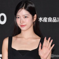 LE SSERAFIMカズハ、圧巻美くびれ披露「完璧」「リスペクト」と反響続々 画像