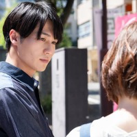 <結婚予定日 第3話>結城が佳子にキス…本心明らかに 画像