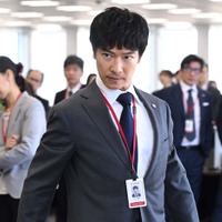 「VIVANT」乃木(堺雅人)、初回ラストのセリフは“ミスリード”だった「まんまと騙された」「見事な伏線」と反響 画像