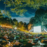 山梨で野外映画フェス「夜空と交差する森の映画祭2023」サウナにフード、ヨガ…朝まで楽しみ満載 画像