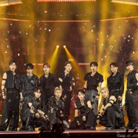 JO1、SEVENTEEN「Super」カバーでLAに実力アピール バックダンサーなしの“神輿”に驚きの声<「KCON LA」2023 DAY3> 画像
