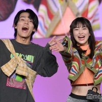 茅島みずき&日向亘、投げキッスに歓声飛ぶ 笑顔溢れるランウェイ<Seventeen夏の学園祭2023> 画像