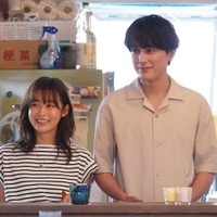 <真夏のシンデレラ 第8話>健人、再会した同期からハグ 夏海に恋のライバル登場か? 画像