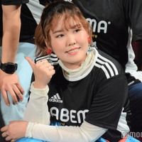 平成フラミンゴRIHO、“くるくるヘア”披露「可愛すぎる」「雰囲気好き」と話題に 画像