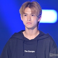 小宮璃央、金髪ヘア初お披露目 ブラックコーデ姿がかっこいい<TGC2023A/W> 画像