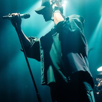 赤西仁「これは株主総会」ファンクラブツアー開催 “昔からの友人”も登場<ライブレポ> 画像