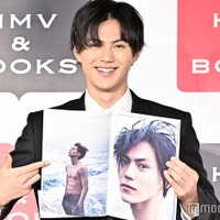 簡秀吉、1st写真集でシックスパック披露 徹底した“体作り”明かす<IKKAN> 画像
