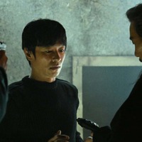 「VIVANT」乃木(堺雅人)、銃の重さで“弾の数”気づいていた?真の思惑に注目「わざとだったのか」「鳥肌」 画像