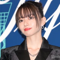 山本舞香、ジュエリー輝くブラックコーデで登場<ティファニー表参道オープニングイベント> 画像