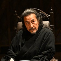 「VIVANT」役所広司、“息子”堺雅人&二宮和也を絶賛 役者としての凄み語る<インタビュー> 画像
