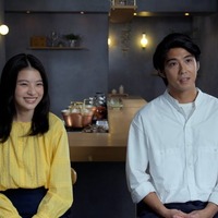 賀来賢人、出口夏希とCMで初共演 “憧れのパパ”への意気込みも語る 画像