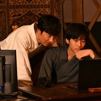 「VIVANT」最終回、日本モニターは山本(迫田孝也)&新庄(竜星涼)以外にも存在 未だ謎の“2人”に疑いの声「続編に期待」 画像