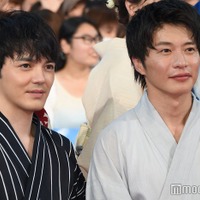 「おっさんずラブ」田中圭&林遣都、結婚指輪光る密着2ショットに反響殺到「破壊力すごい」「幸せオーラ全開」 画像