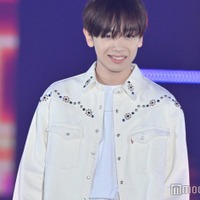 宮世琉弥、振り向きざまの微笑みにキュン スタイルの良さ際立つ<GirlsAward 2023 A/W> 画像