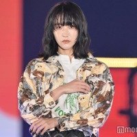 櫻坂46卒業発表の土生瑞穂、“髪わしゃわしゃ”にドキッ パニエスタイルが新鮮<GirlsAward 2023 A/W> 画像
