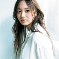 乃木坂46梅澤美波、洗練された輝き放つ「少年マガジン」2週連続ソロで登場 画像