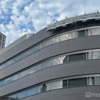 ジャニーズ事務所、ビルの看板撤去へ ファン・報道陣殺到 画像