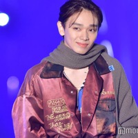 宮世琉弥、ランウェイにシークレット登場 開襟シャツで色気たっぷりオーラ放出<TGC 北九州 2023> 画像